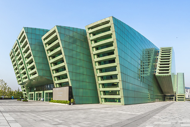 重庆旅游住在哪里看夜景最好,重庆夜景必去十大景点排名