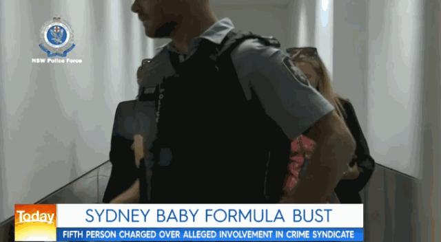 婢冲ぇ鍒╀簹鍥ょН濂剁矇琚姄,婢冲ぇ鍒╀簹涓浗浜哄伔濂剁矇琚姄