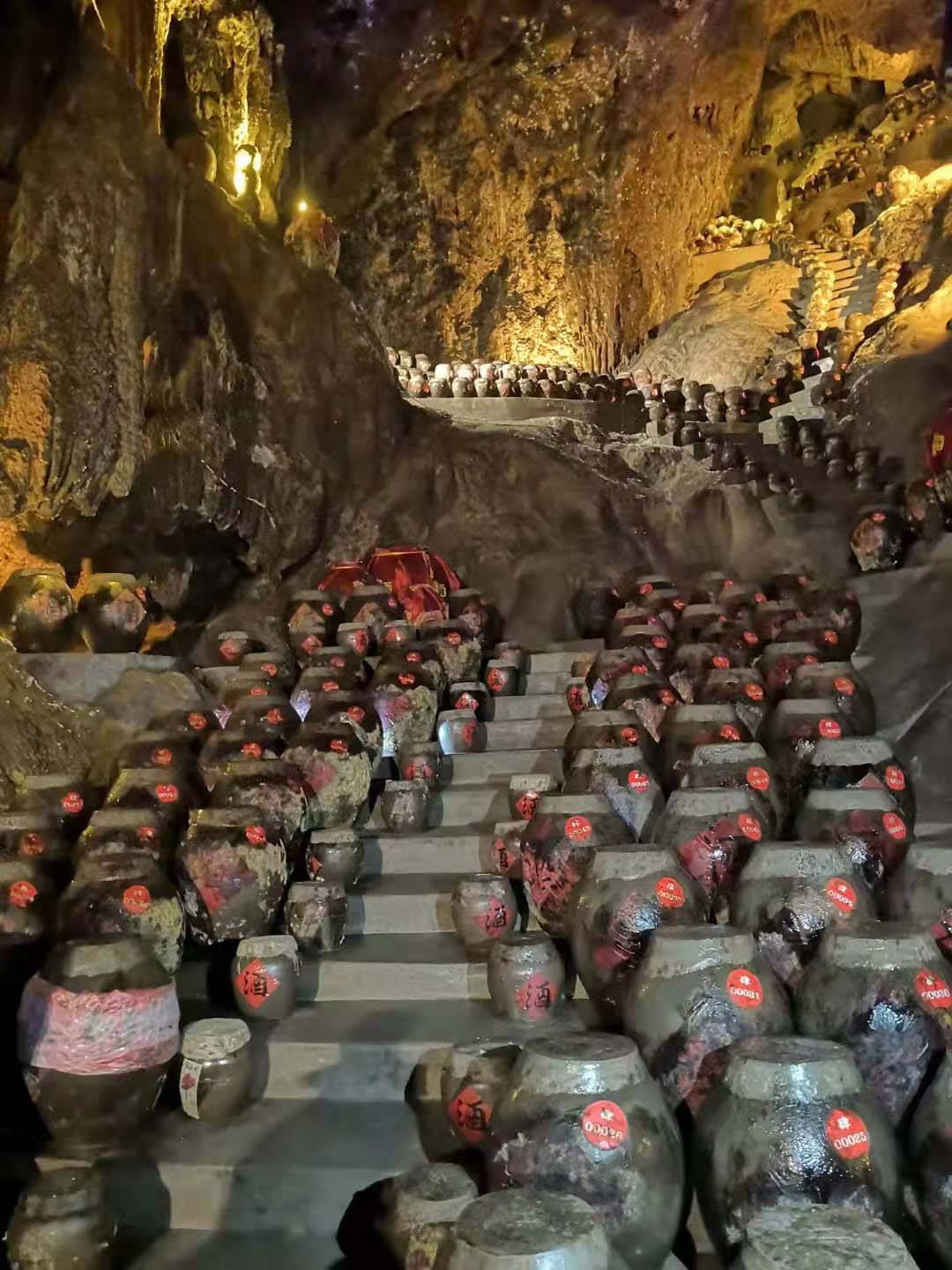 英德洞天仙境导览图,一日游英德宝晶宫