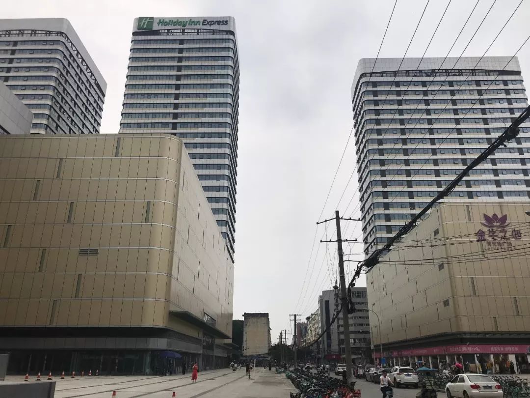 曾位列全国第七的成都荷花池，能靠“韩国城”嗨起来？