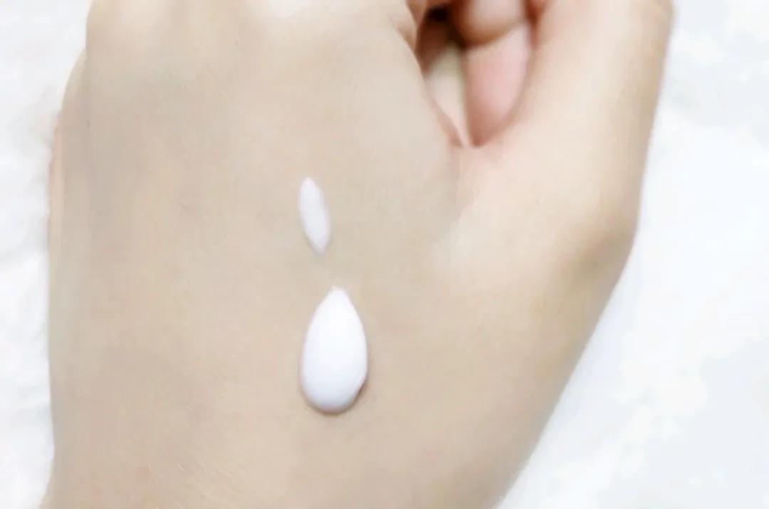 夏季敏感肌控油清爽水乳,混油皮夏季水乳推荐贵妇