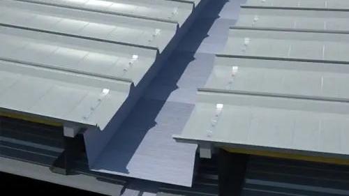 天沟排水屋顶漏水怎么处理,钢结构屋面天沟漏水的处理