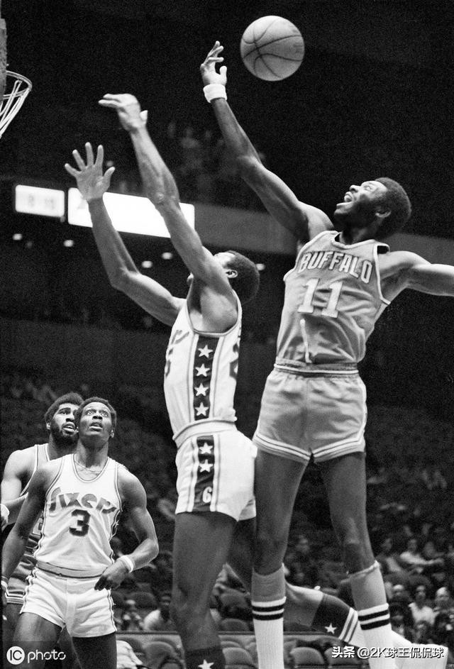 一招鲜吃遍天的nba篮球球星艾弗森,一招鲜吃遍天篮球进攻招式