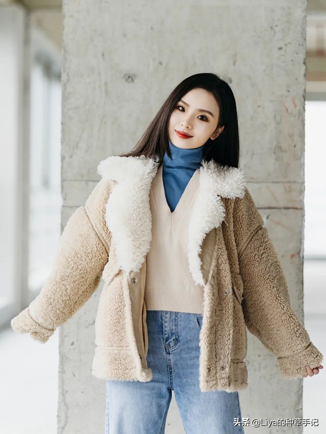 咖色和奶茶色哪个颜色更显气质,奶茶色显白吗今年很流行奶茶发色