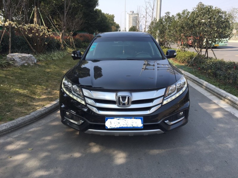 15年本田歌诗图2.4的缺点,2014款本田歌诗图多少个油