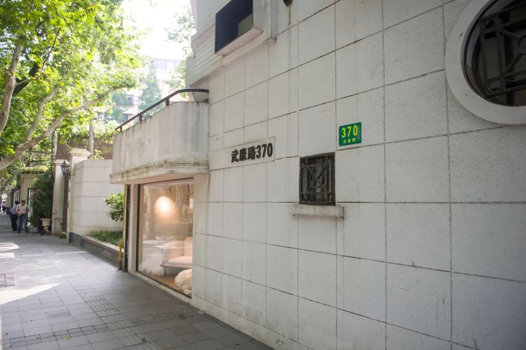 开雷克萨斯es去川藏线,开雷克萨斯es路上视频