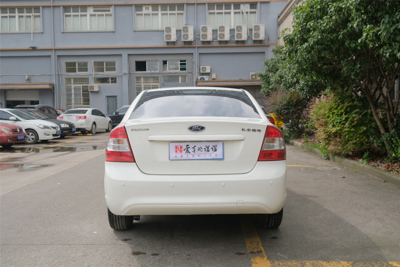 5年才跑1万7，4万可买的极品福克斯「图文笔记」