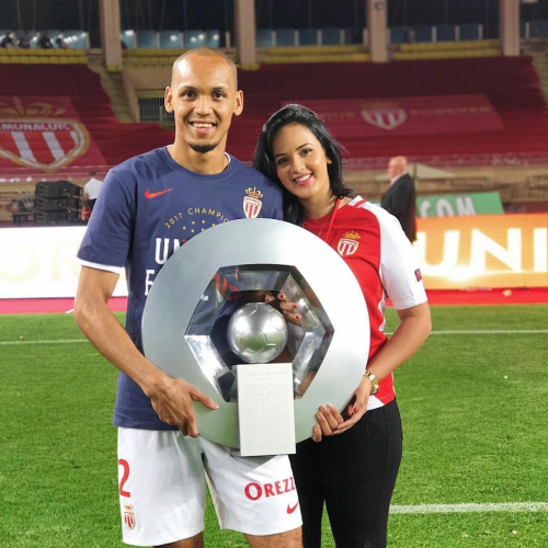 利物浦首夺英超冠军阵容,利物浦英超夺冠后主力阵容分析