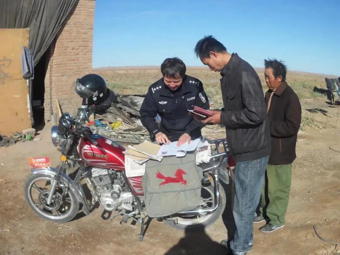 管得最宽的片警有了“接班人”！