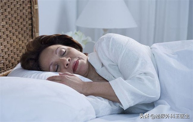 60岁以上还能进行夫妻生活吗？了解3个要点，适当保持有益身心