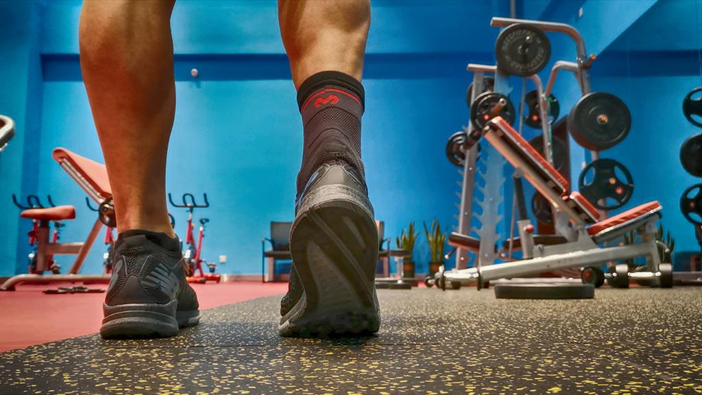 迈克达威195r护踝怎么穿,迈克达威1952护踝测评