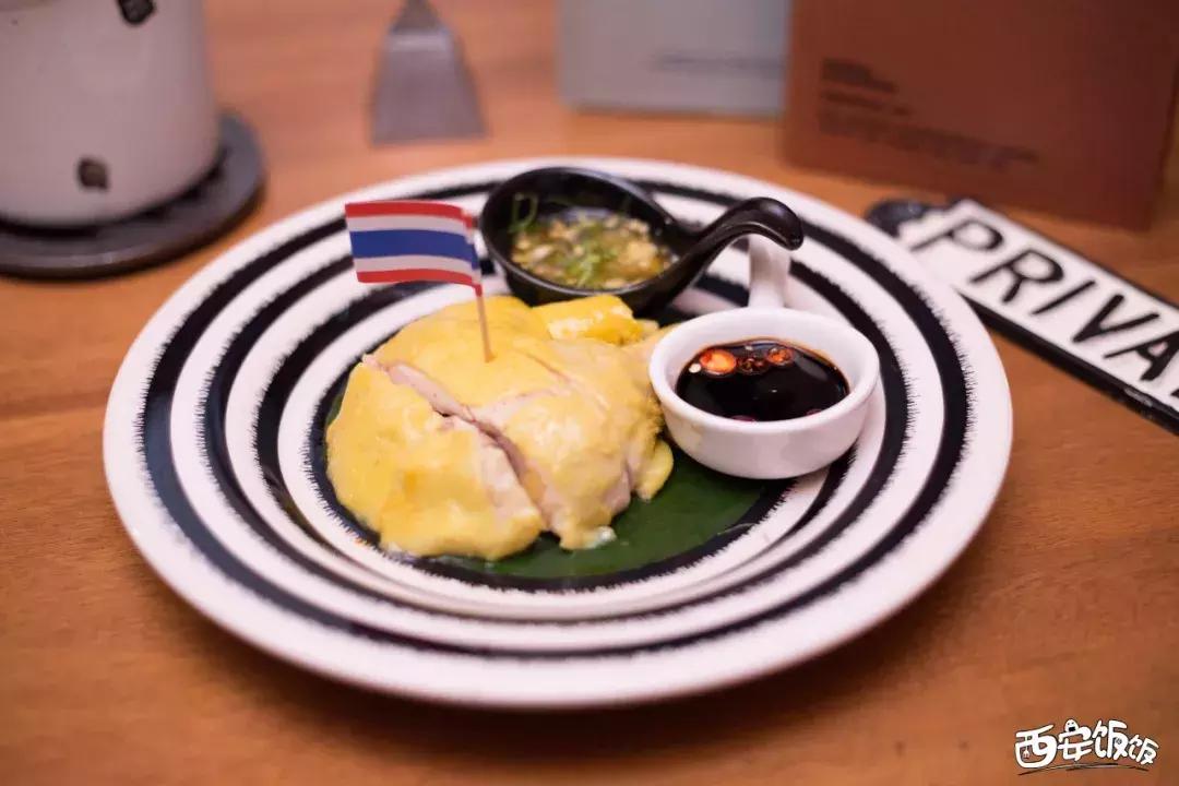 泰国美食街边小吃生吃,超好吃泰国小吃街头甜品