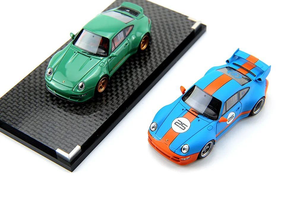 玩汽车玩具模型,玩玩具模型车