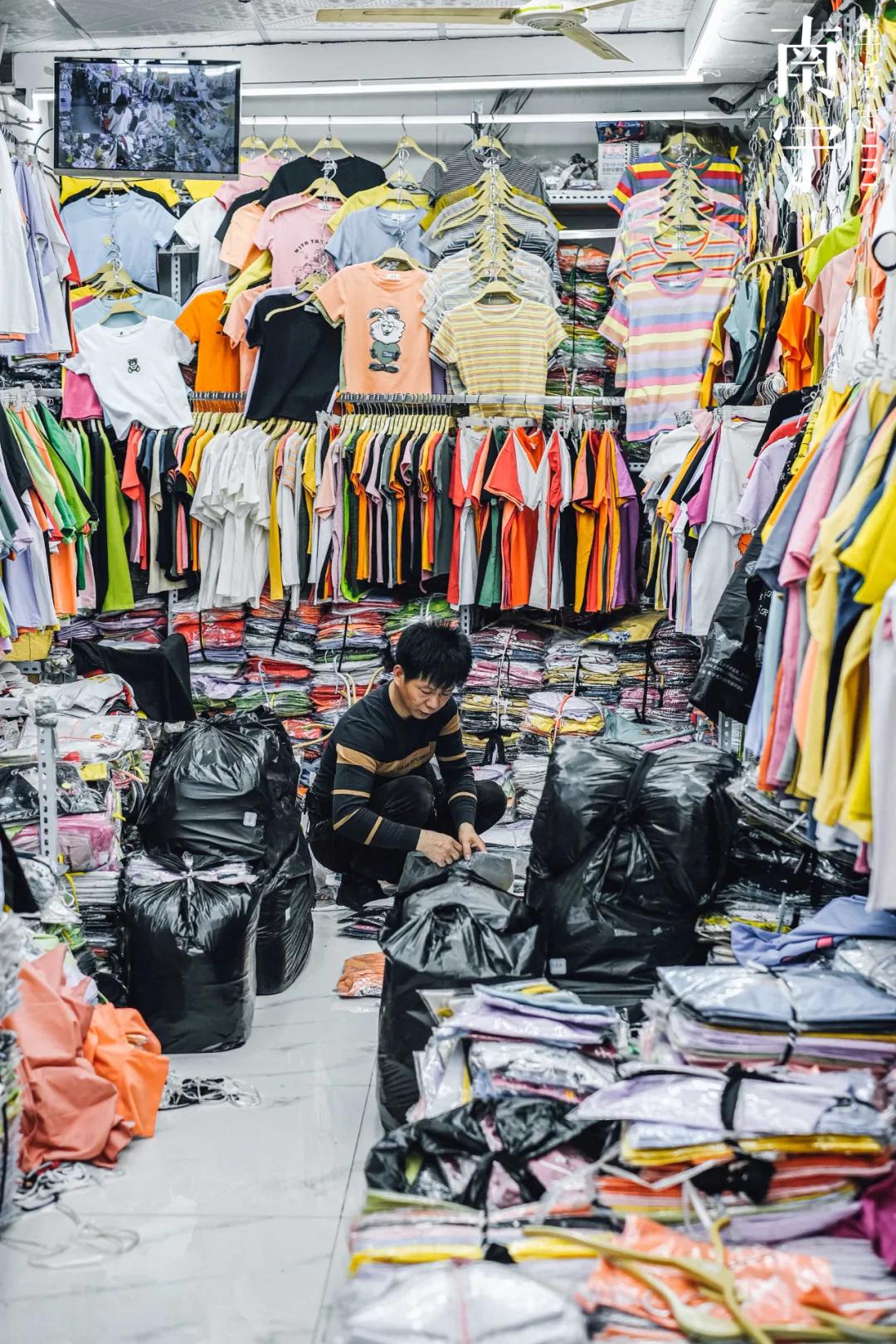 曾创出上亿流水，一个档口就能买宝马730，南宁这地方如今已没落