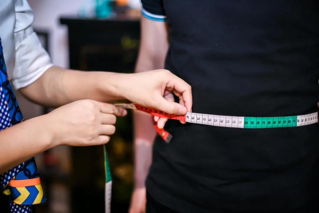 「最美量体师」陈颢今:星城绅装搭配的“引路人”