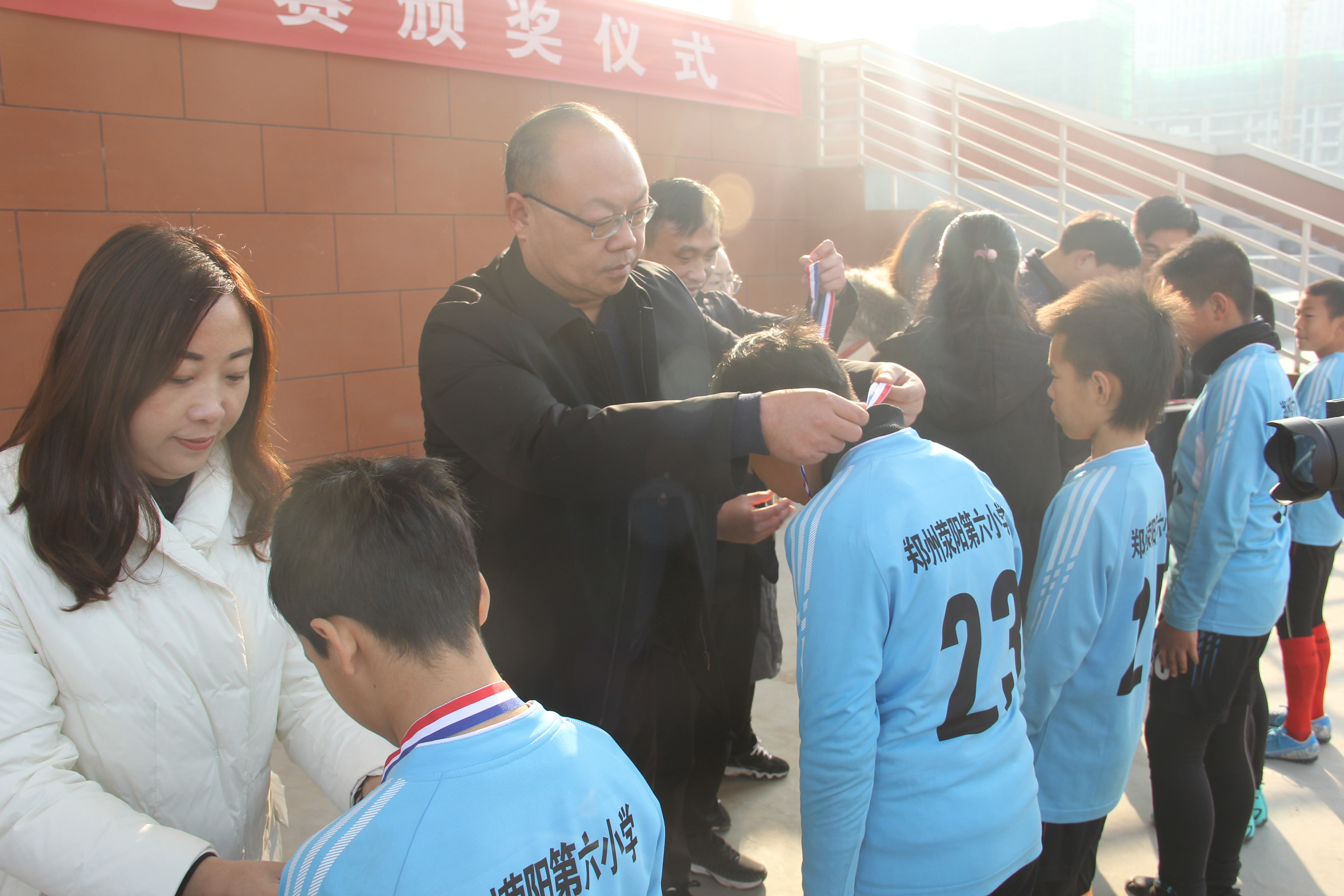 荥阳市六小足球,河南小学足球比赛荥阳6小