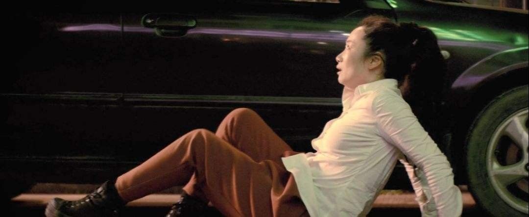 女人，遇到家暴，就应该像朵拉这样，不仅解气，还能拿到全部财产