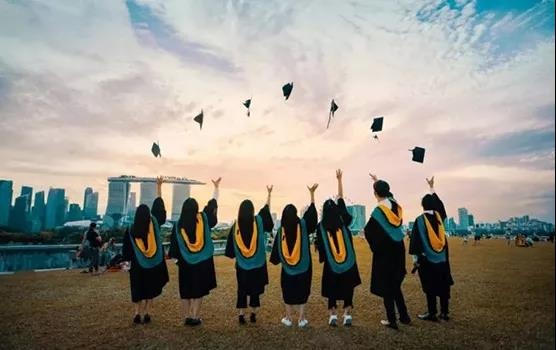 学习家庭教育改善亲子关系,家庭教育更好的方式是亲子沟通