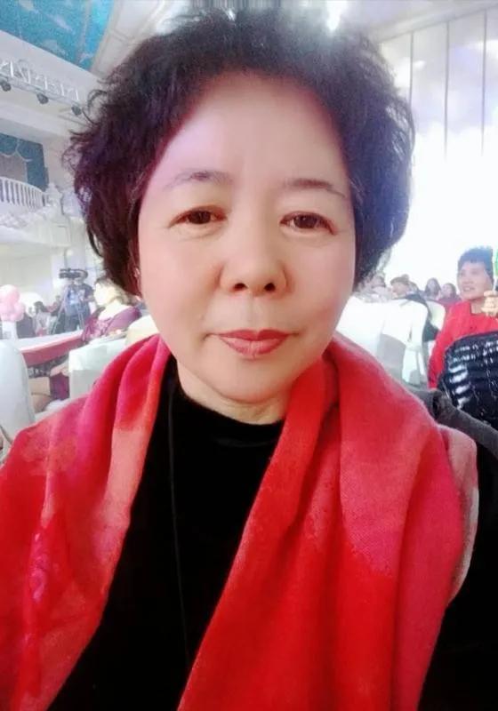 美丽迎春花开了,迎春花盛开的绝美春日盛景