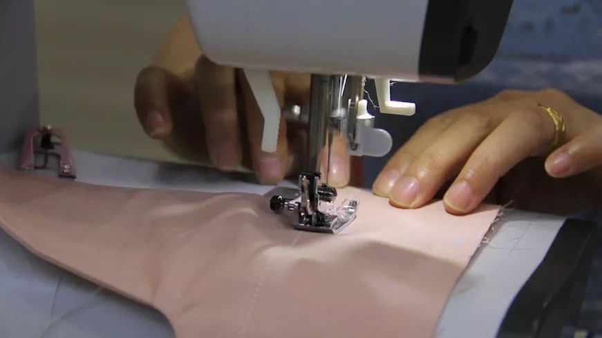 花间公主兔耳水桶包,mcm兔耳水桶包