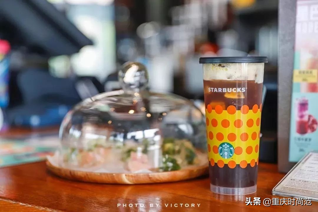 重庆月光之城星巴克,重庆最大的星巴克在哪里