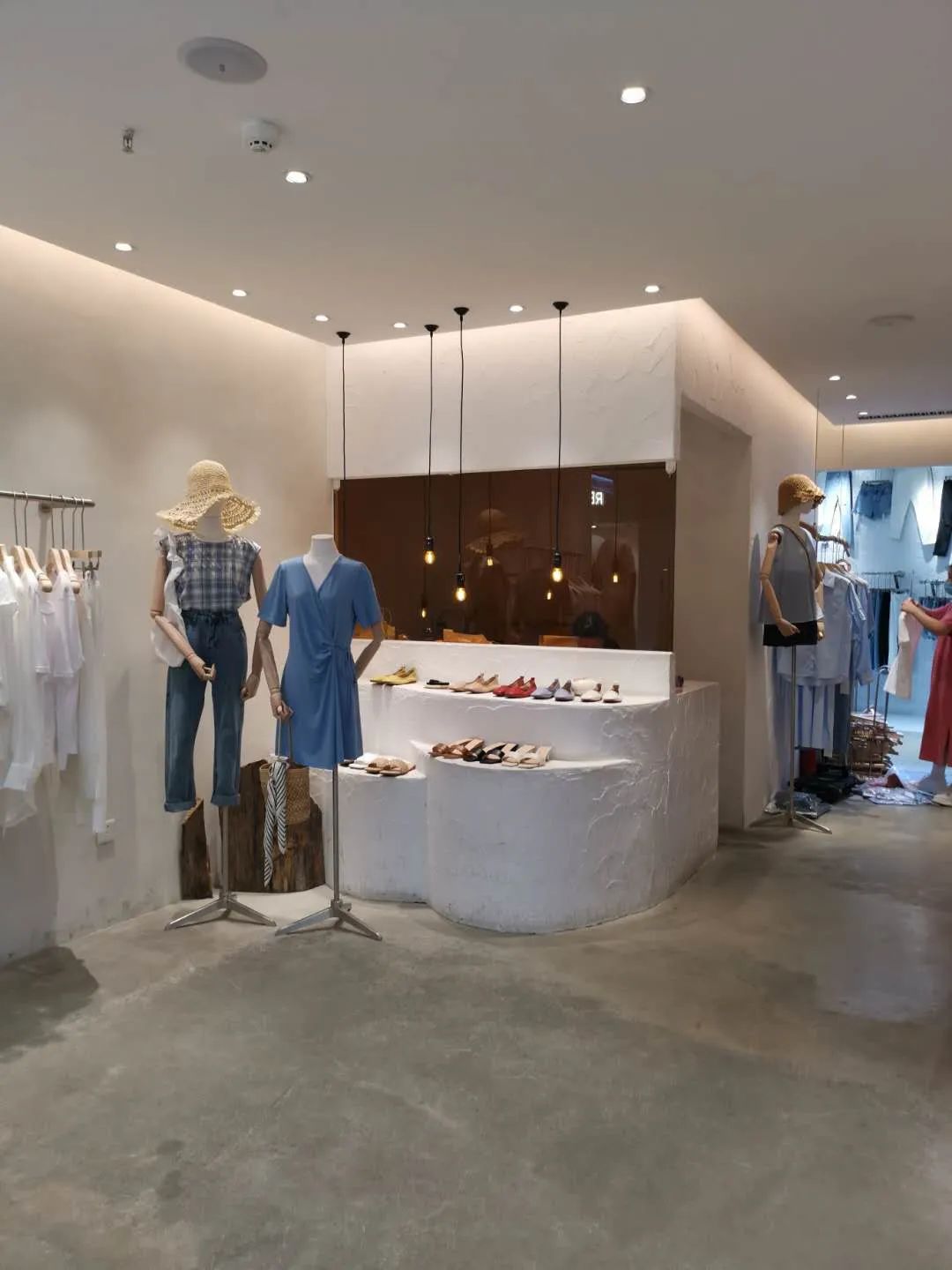 广州最美的服装市场推荐,广州最流行服装批发