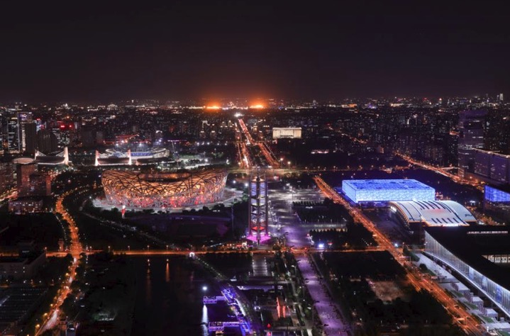 一镜走天下佳能,佳能rf24-105mmf4一代与二代