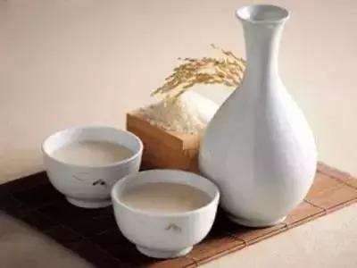 喝酒以后不能吃的七种药,喝酒时这些食物千万别吃