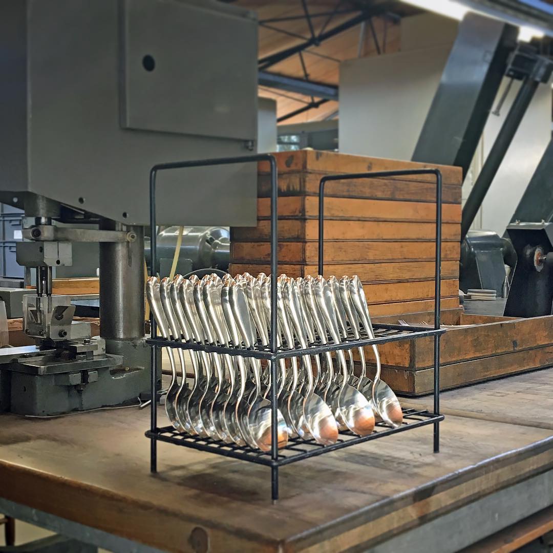 让你爱不释手的武器,让人爱不释手的小刀