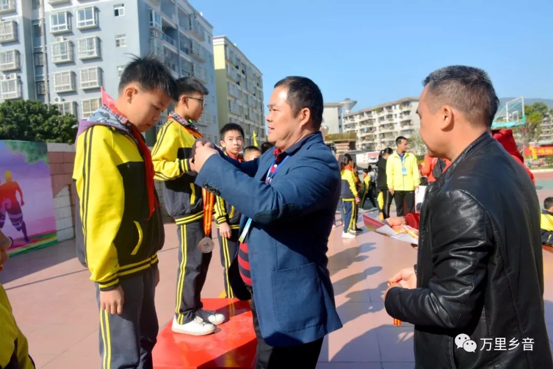 阳春市逸夫小学艺术节选拔,阳春逸夫小学校运会