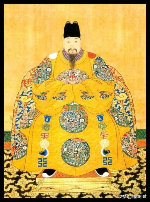 僧为帝,帝亦为僧,数十载衣钵相传,正觉依然皇觉旧