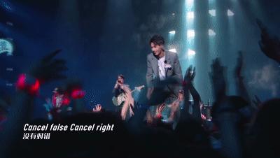 德云社第25年，相声“过时”？郭德纲逼下梁山