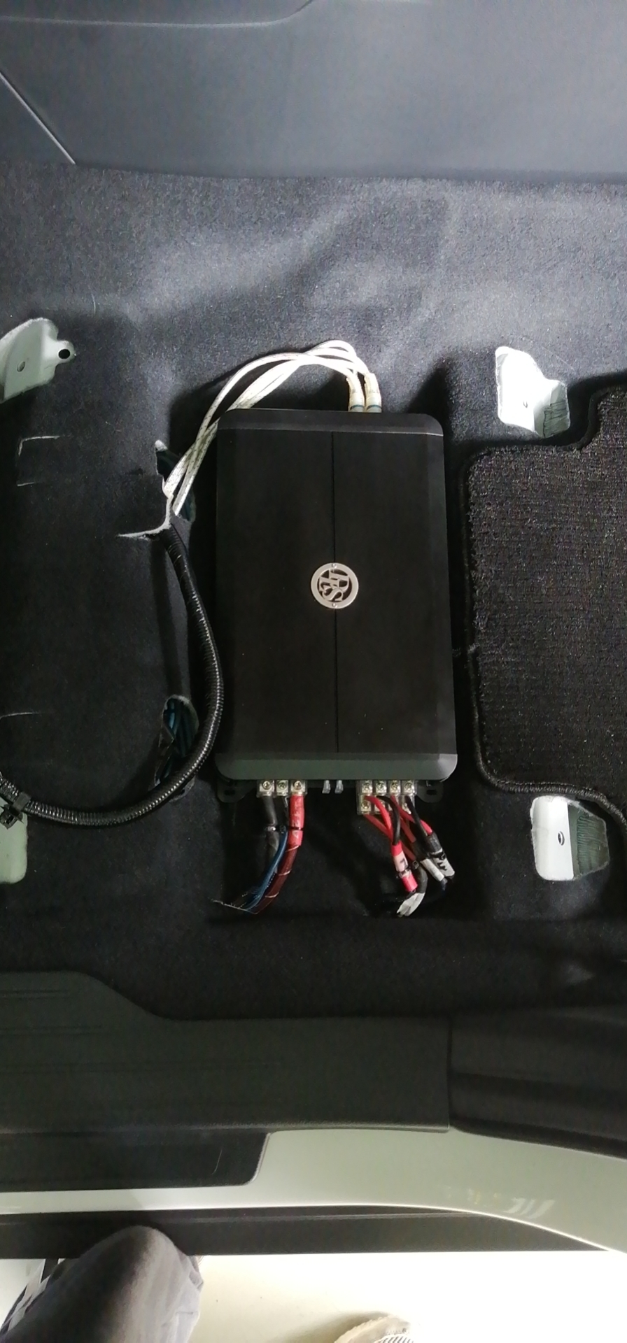 南宁斯巴鲁森林人汽车丹拿音响,斯巴鲁森林人音响改装惠威