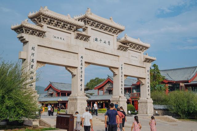 少林寺哪一种功夫比较出名,南少林寺出名还是北少林寺出名