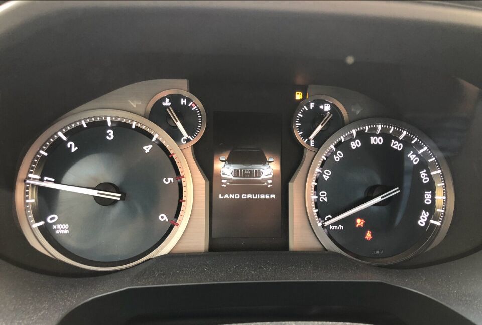 丰田霸道柴油版3.0试驾,新款柴油丰田霸道视频