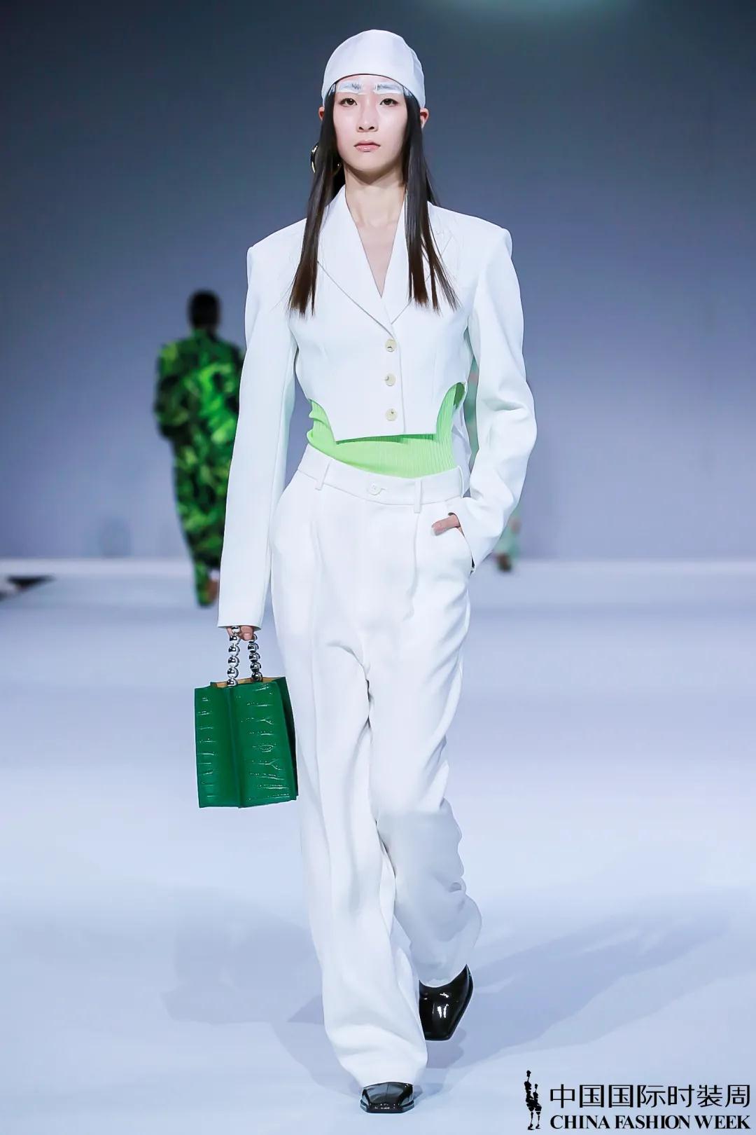 小众设计师秀场,时尚秀场精致的设计