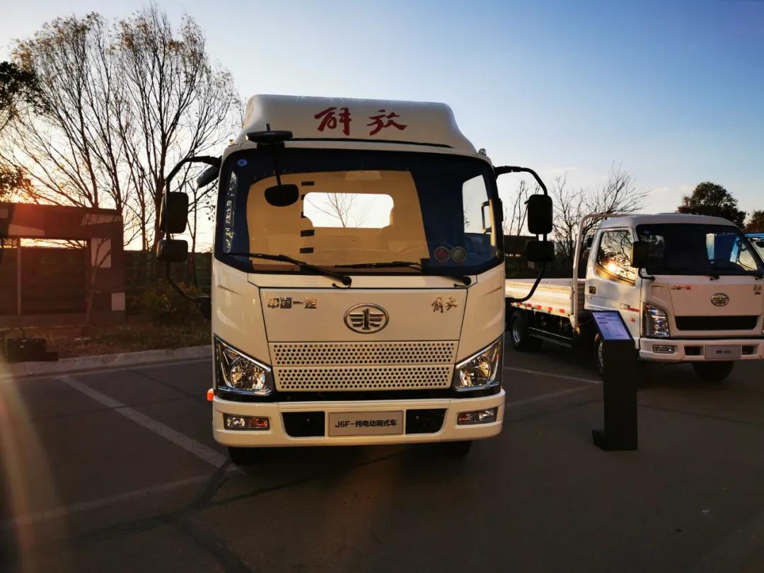 一汽解放轻卡j6f与虎vn有什么不同,解放虎j6f轻卡最新款4米2