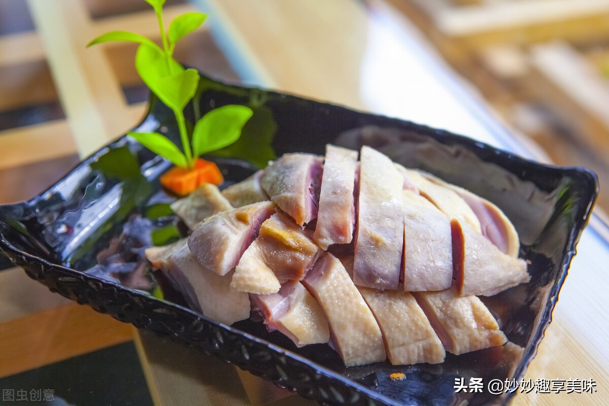 鸭肉怎么处理最好吃,买的鸭肉要不要过水