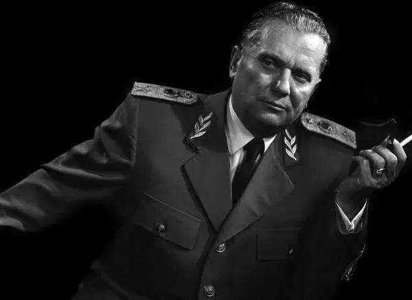 夹缝里寻求生存,科索沃足球状态