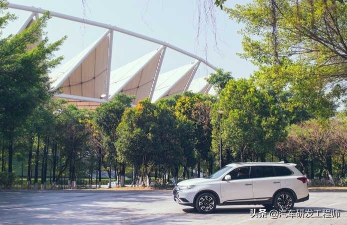 三菱汽车油耗怎么样,三菱欧蓝德真实用车感受