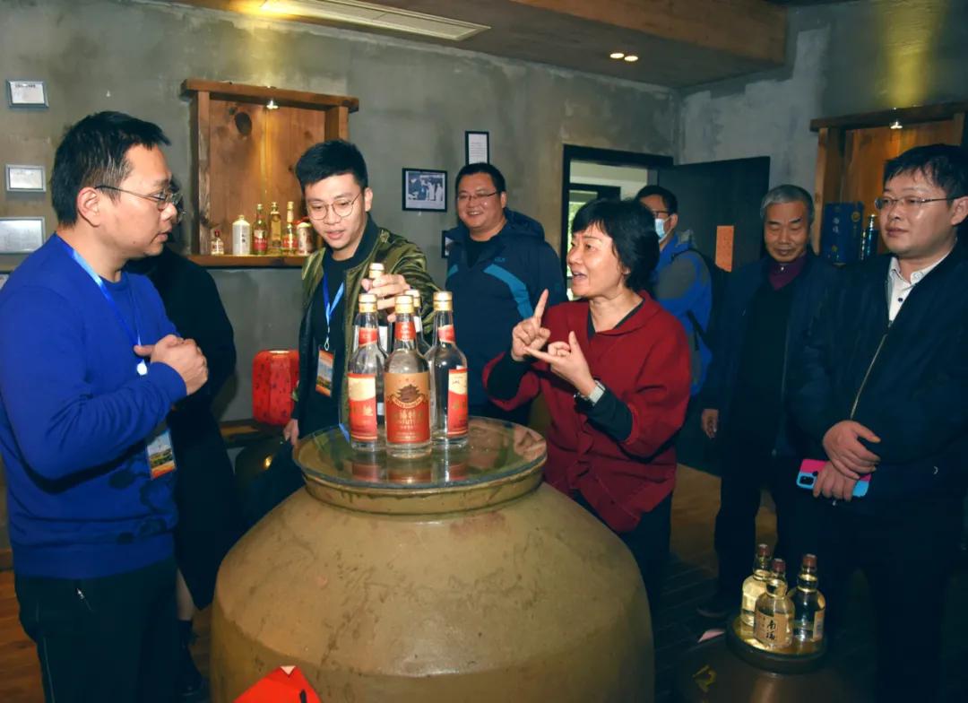 六尺巷的故事与家风,六尺巷历史故事及真谛