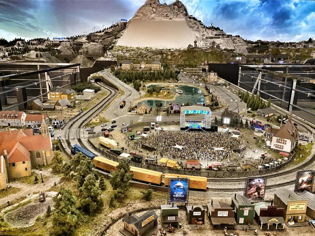 鍗佸ぇ鐑棬浜插瓙涔愬洯娣卞湷,鏂ヨ祫涓や嚎鐨勬父涔愬洯