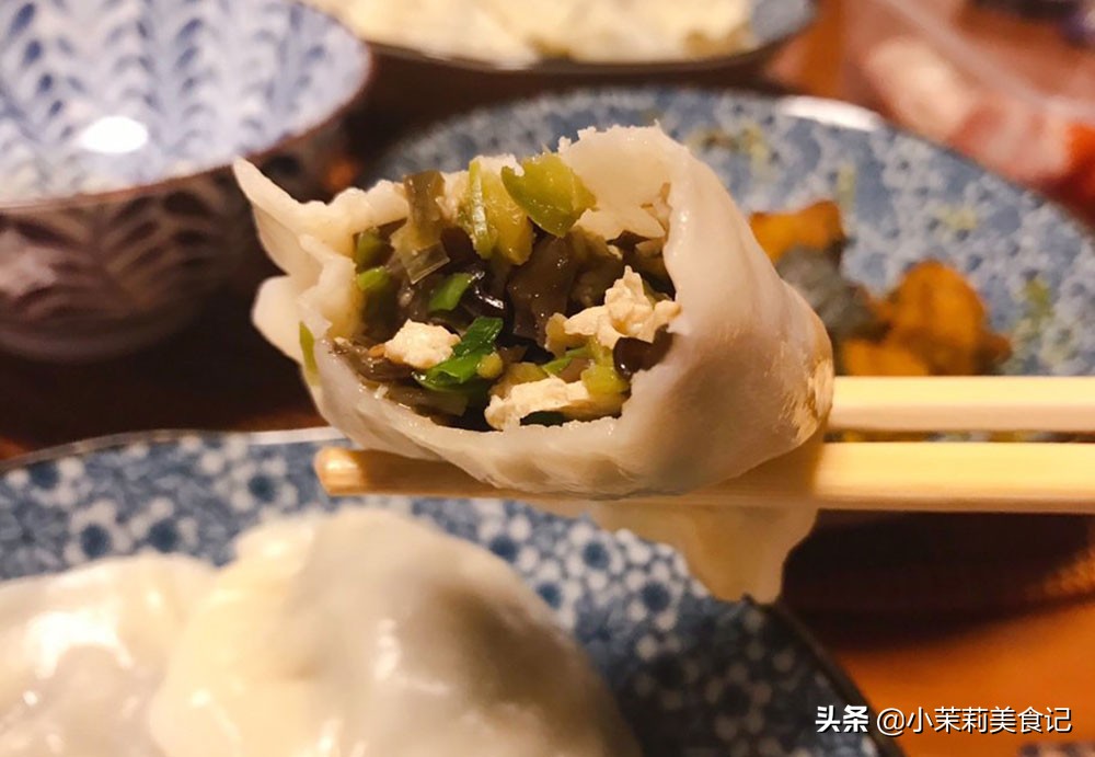 大年30吃素馅饺子寓意,大年初一吃素馅好还是肉饺子好