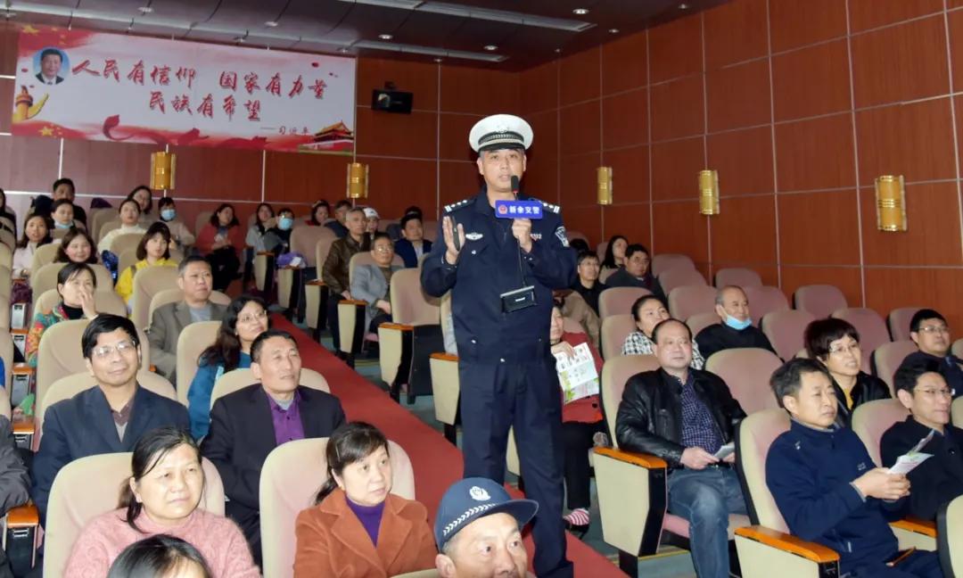 新余公安深入学习宣传贯彻落实习*平近**法治思想