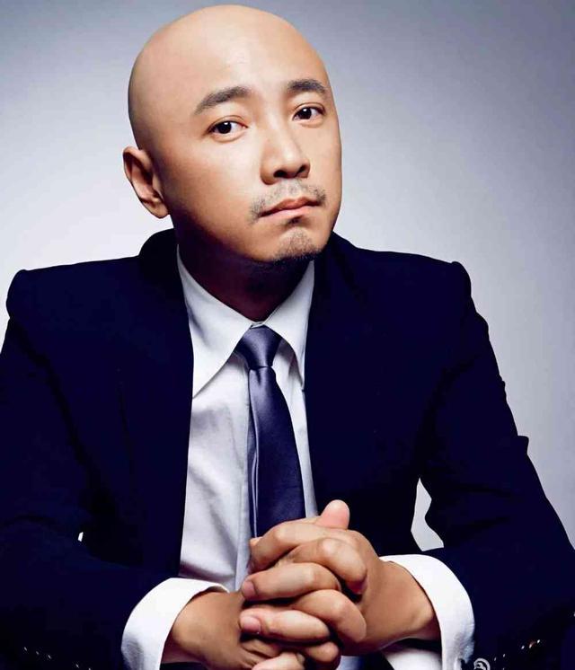 港囧赵薇吻戏片段,港囧赵薇倒立片段视频