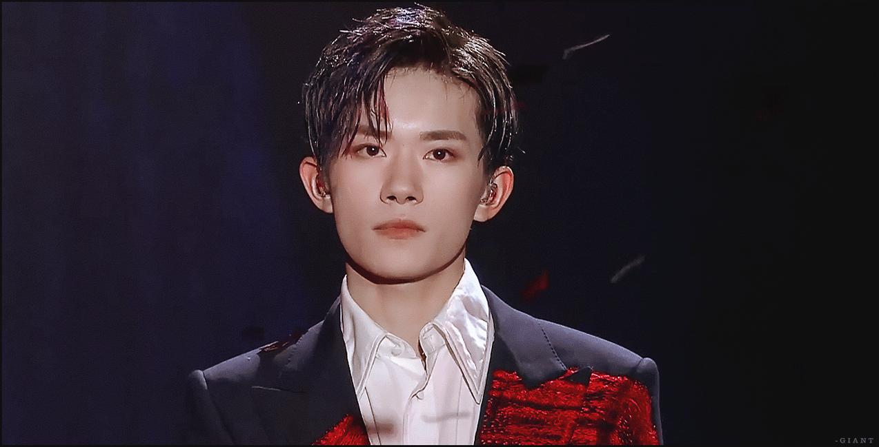 肖战吴磊衣品,肖战易烊千玺衣品