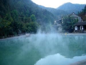 腾冲温泉旅游攻略自由行,云南腾冲热海温泉旅游