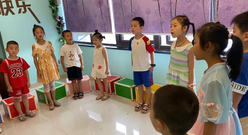 鍜崱鑹烘湳鍩硅,鍜崱闊充箰鍩硅涓績