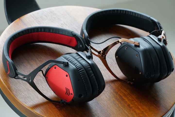 美国头戴式蓝牙耳机,可戴头盔的头戴式蓝牙耳机