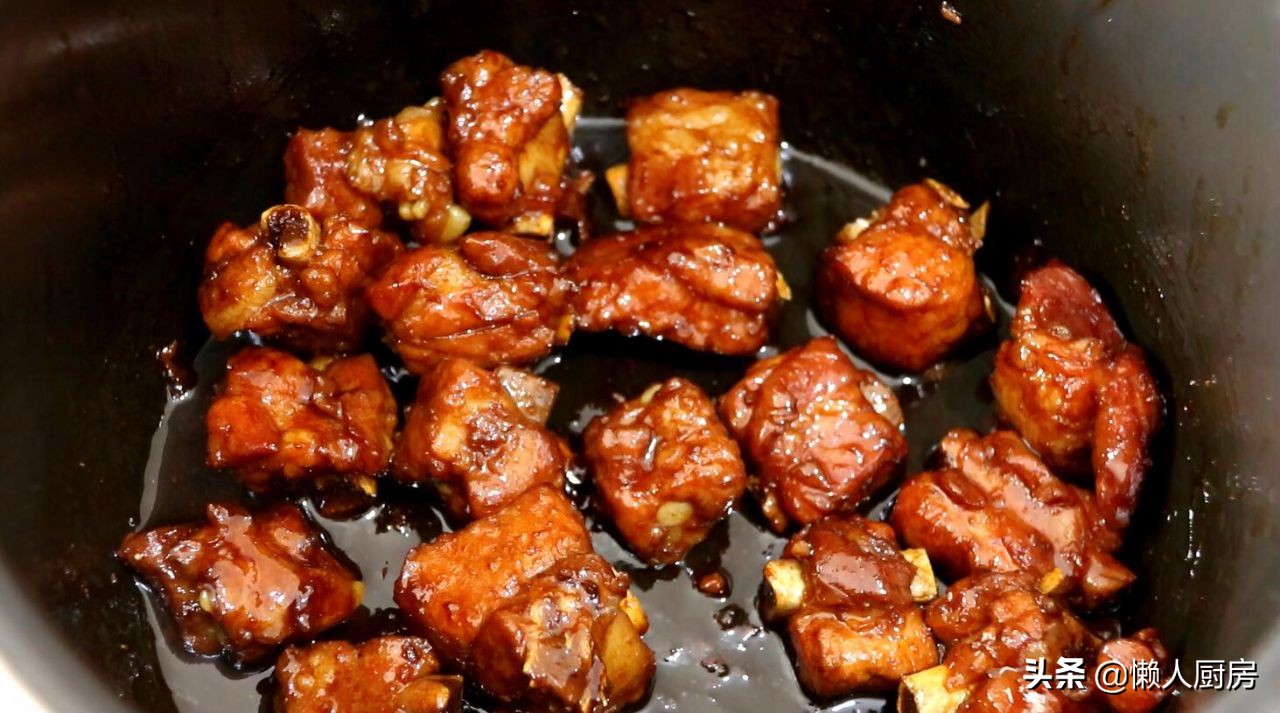 电饭锅糖醋排骨的家常做法,不用油糖醋排骨的做法步骤
